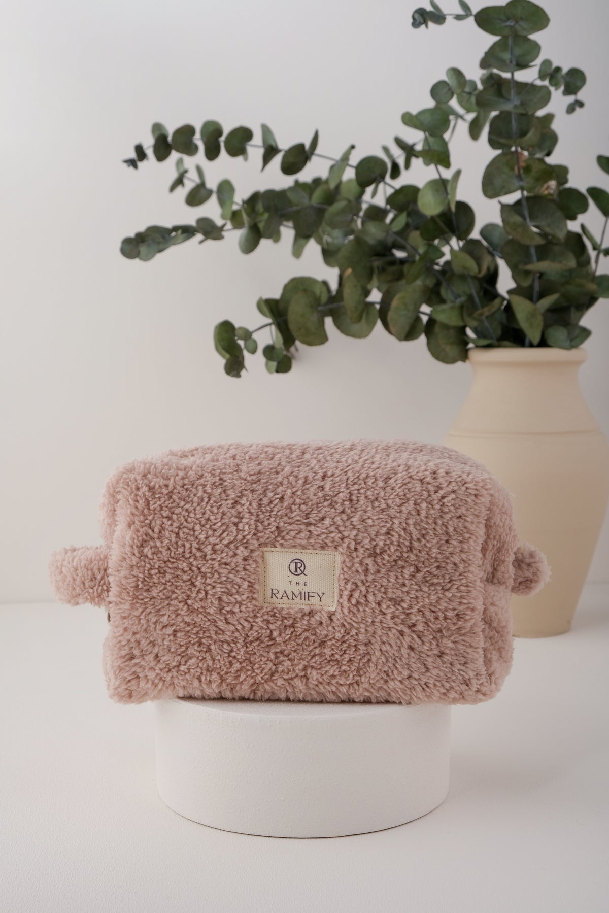 Peluş Makyaj Çantası